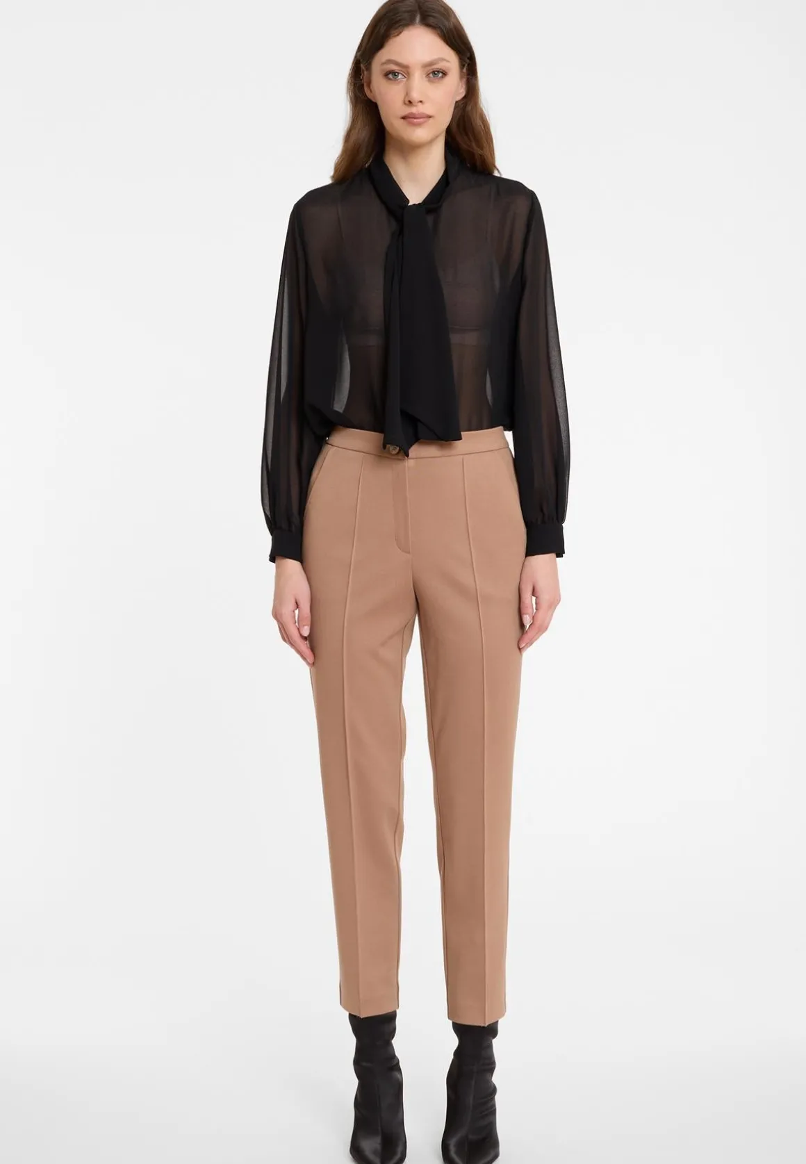 Biesenhose Ajasa