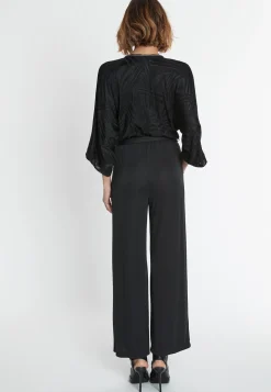 Night-Out Jumpsuit Sona