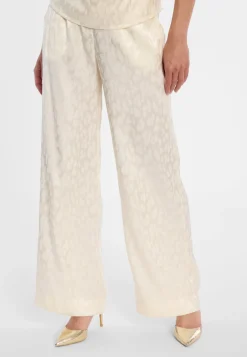 Satinhose Dogla