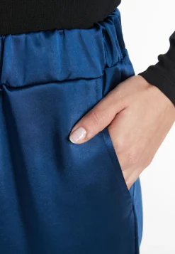 Satinhose Sibly