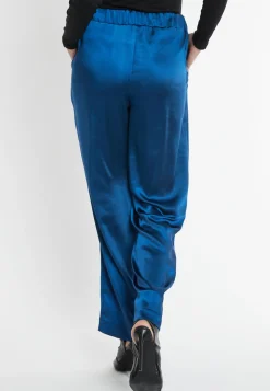 Satinhose Sibly