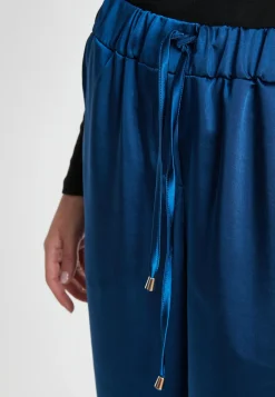 Satinhose Sibly