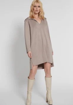 Schlichtes Kleid Hecina