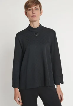 Shirt Hemma