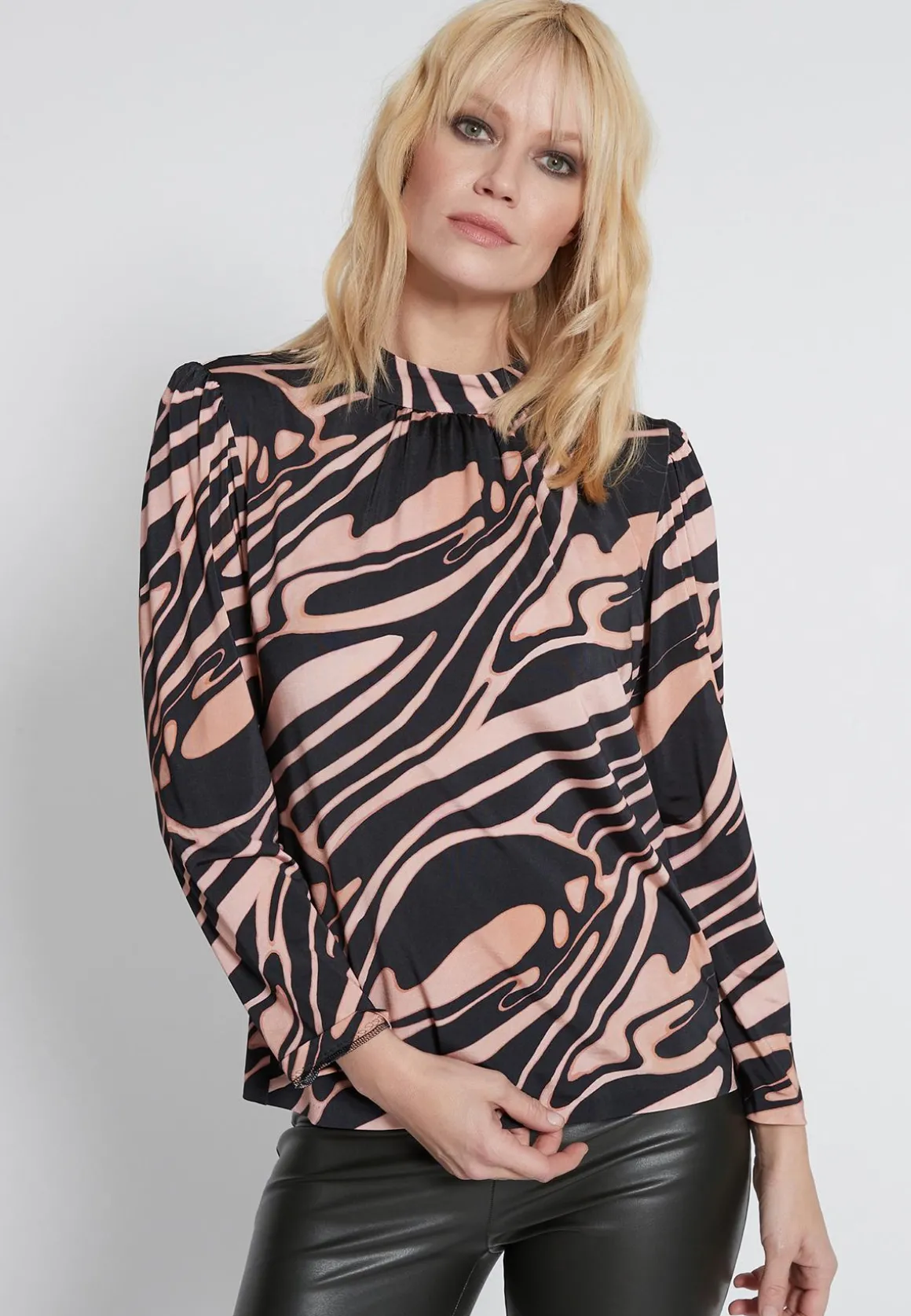 Stehkragenshirt Hiddi