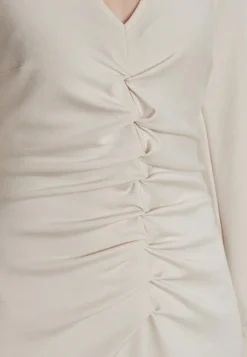 Tailliertes Kleid Hefari