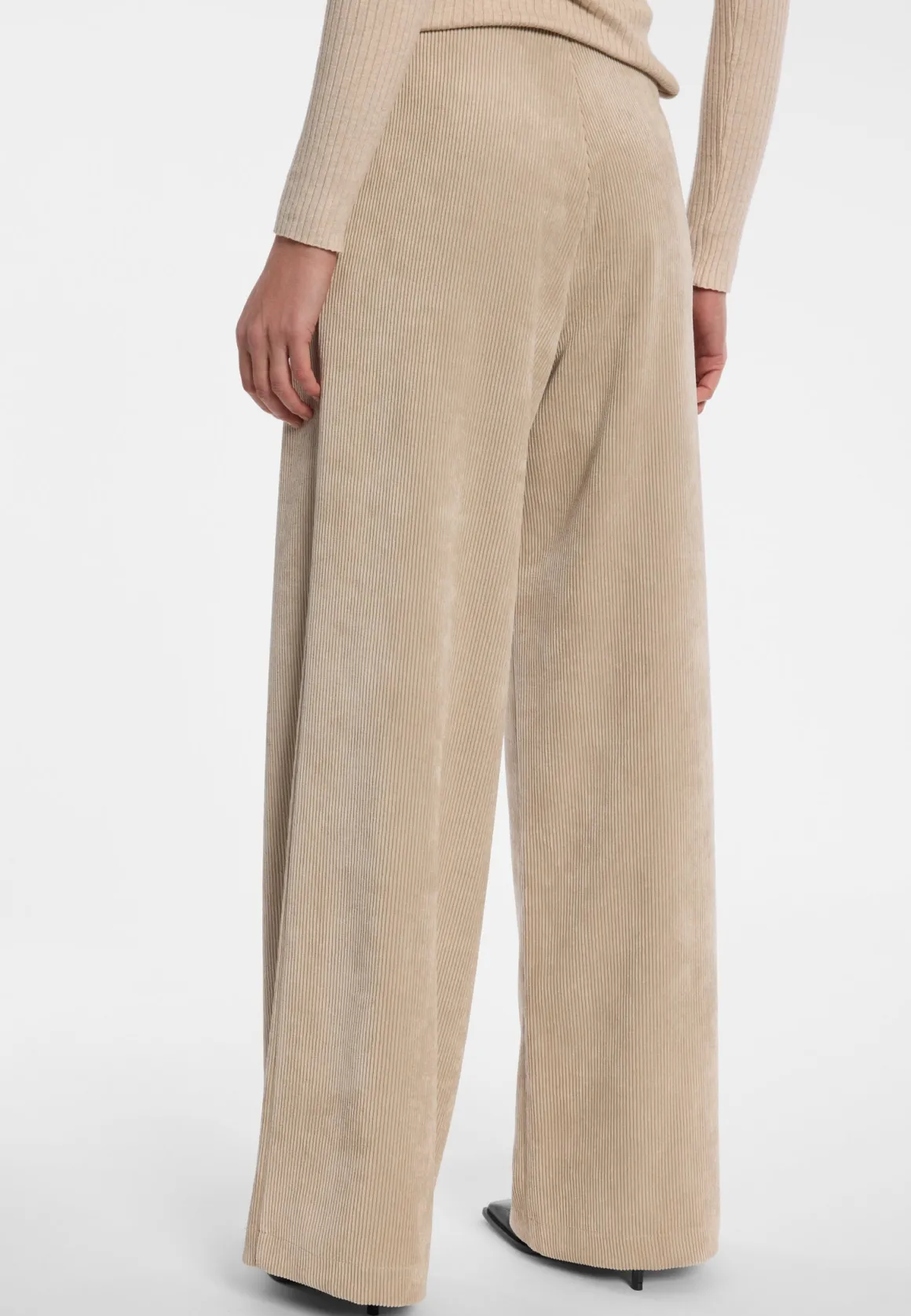Weite Cord-Hose Enliri