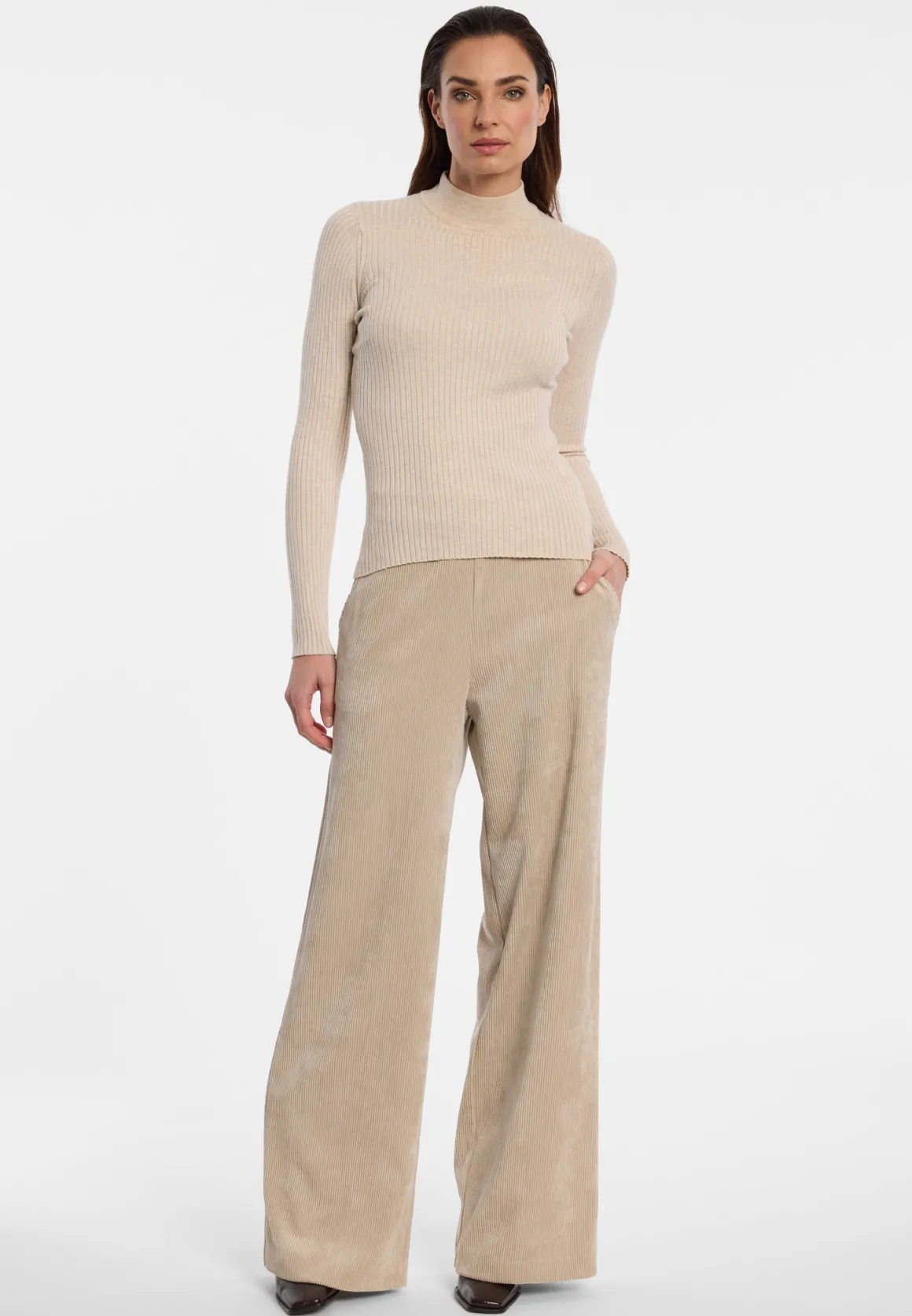 Weite Cord-Hose Enliri